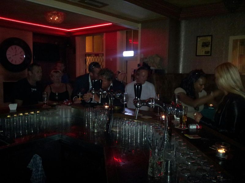 Bestand:Time out caf bar.jpg